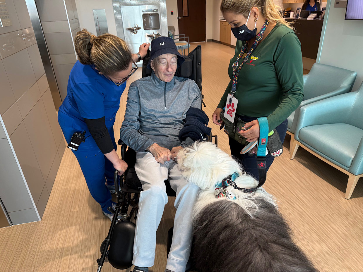 Mount Sinai Elder Care visit by Thor - Nov 14, 2024 | Alexandra Ramos Therapy Animals