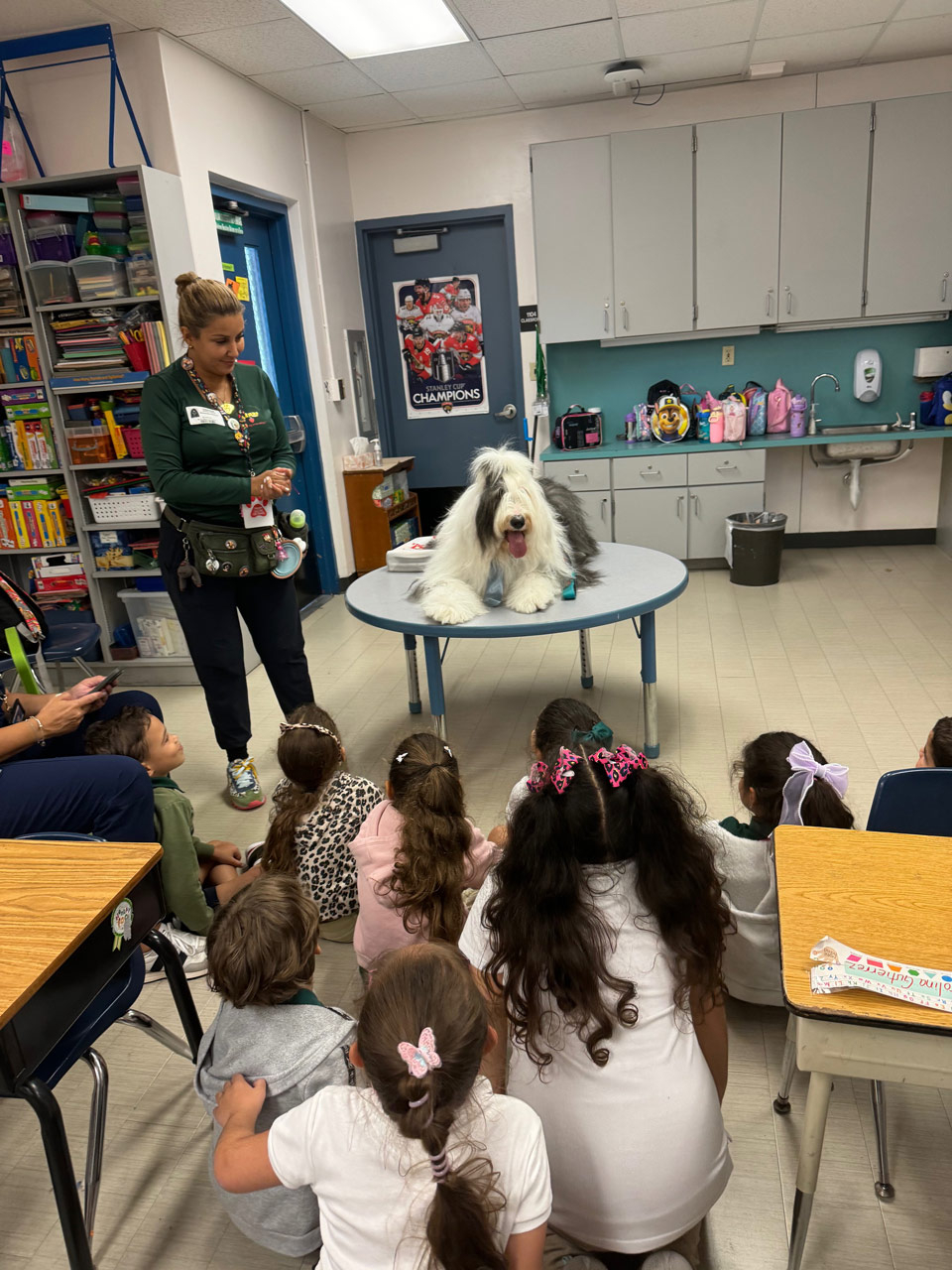 Thor visits Mamilamk8 School - Oct 2, 2024 | Alexandra Ramos Therapy Animals