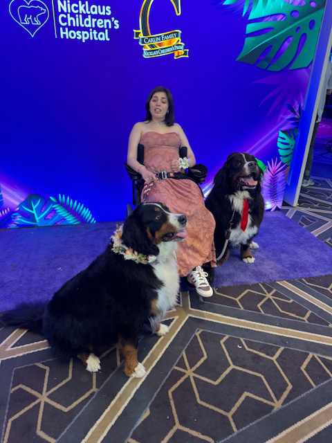 Prom Night by Nicklaus Children’s Hospital with the Therapy Dogs - April 13, 2024 | Ale Ramos Therapy Animals