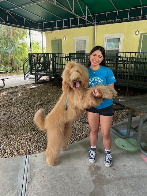 VACC Camp BY Nicklaus Children’s Hospital with the Therapy Dogs - March 25, 2024 | Ale Ramos Therapy Animals