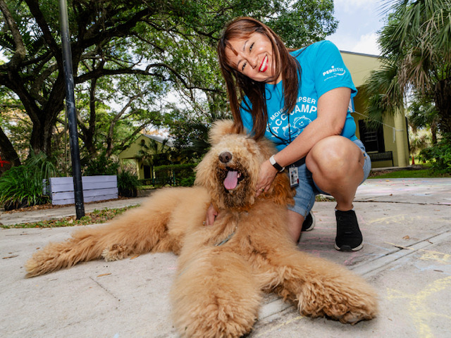 VACC Camp BY Nicklaus Children’s Hospital with the Therapy Dogs - March 25, 2024 | Ale Ramos Therapy Animals