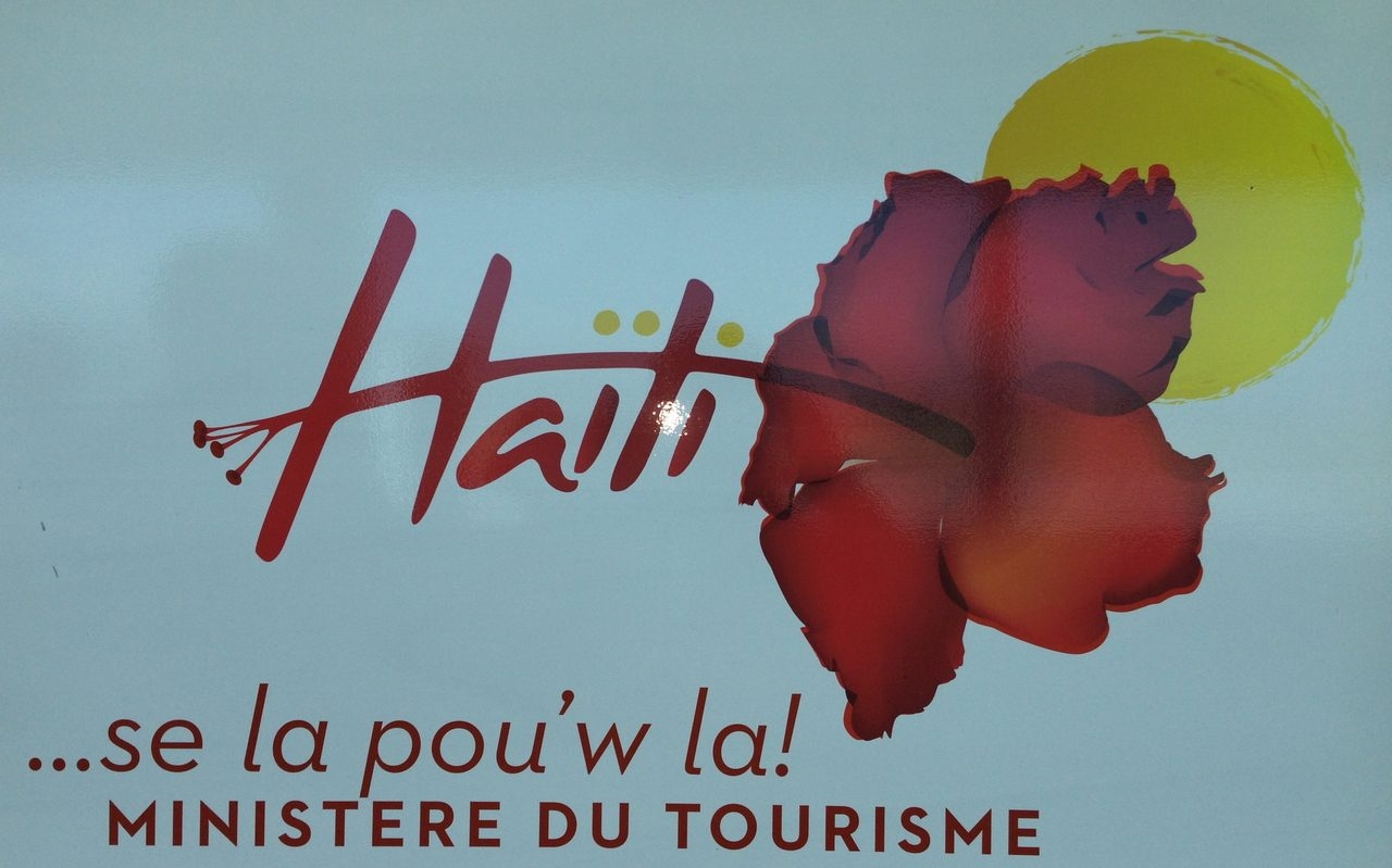 Haiti | Ale Ramos Therapy Animals