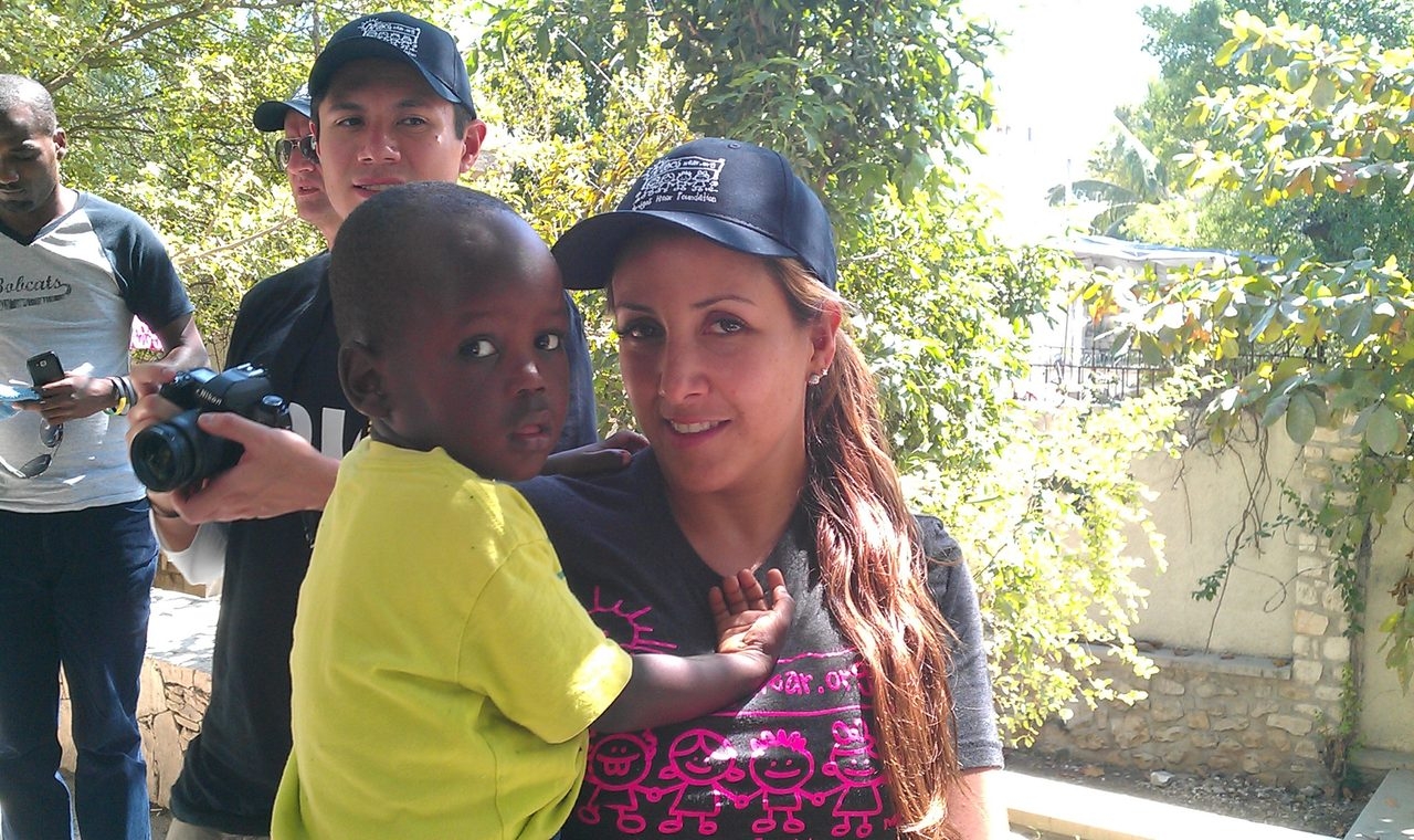 Haiti | Ale Ramos Therapy Animals
