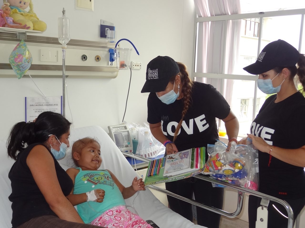 Hospital Universitario del Valle - Cali, Colombia | Ale Ramos Therapy Animals