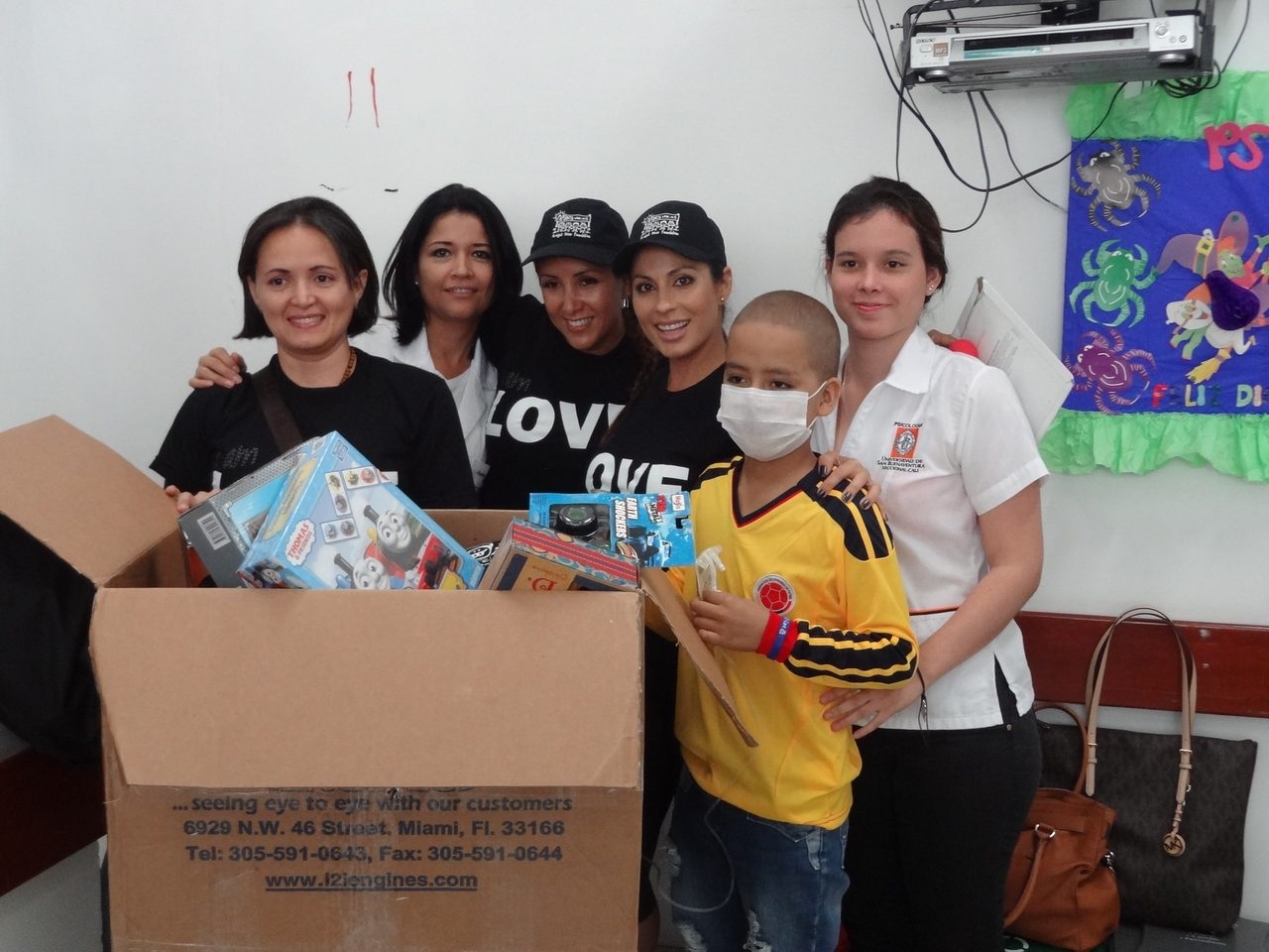 Hospital Universitario del Valle - Cali, Colombia | Ale Ramos Therapy Animals