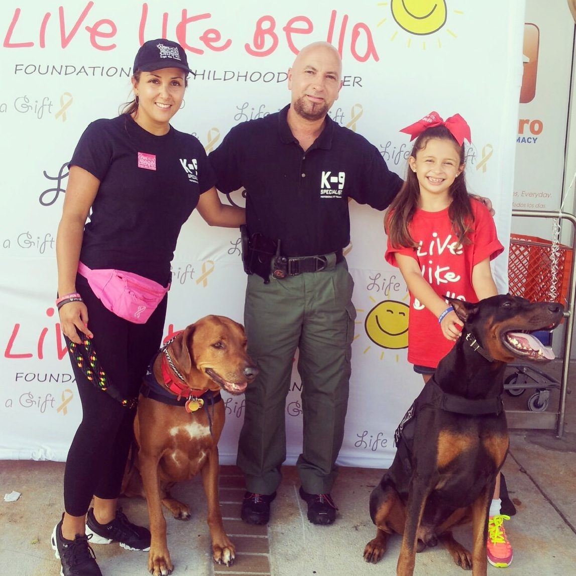 Live Like Bella Event, Miami | Ale Ramos Therapy Animals