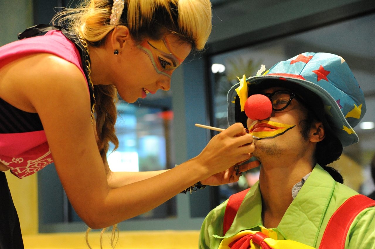 Visit at Miami Children’s Hospital by Julian Gil (Univision) | Ale Ramos Therapy Animals