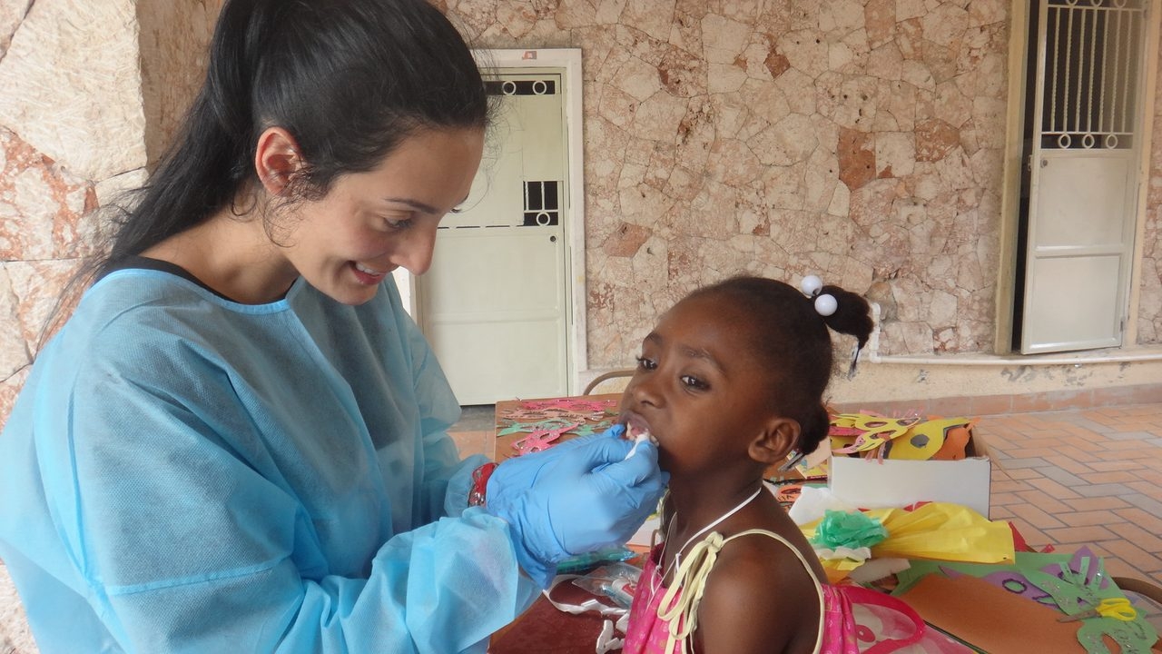 Visit Haiti | Ale Ramos Therapy Animals