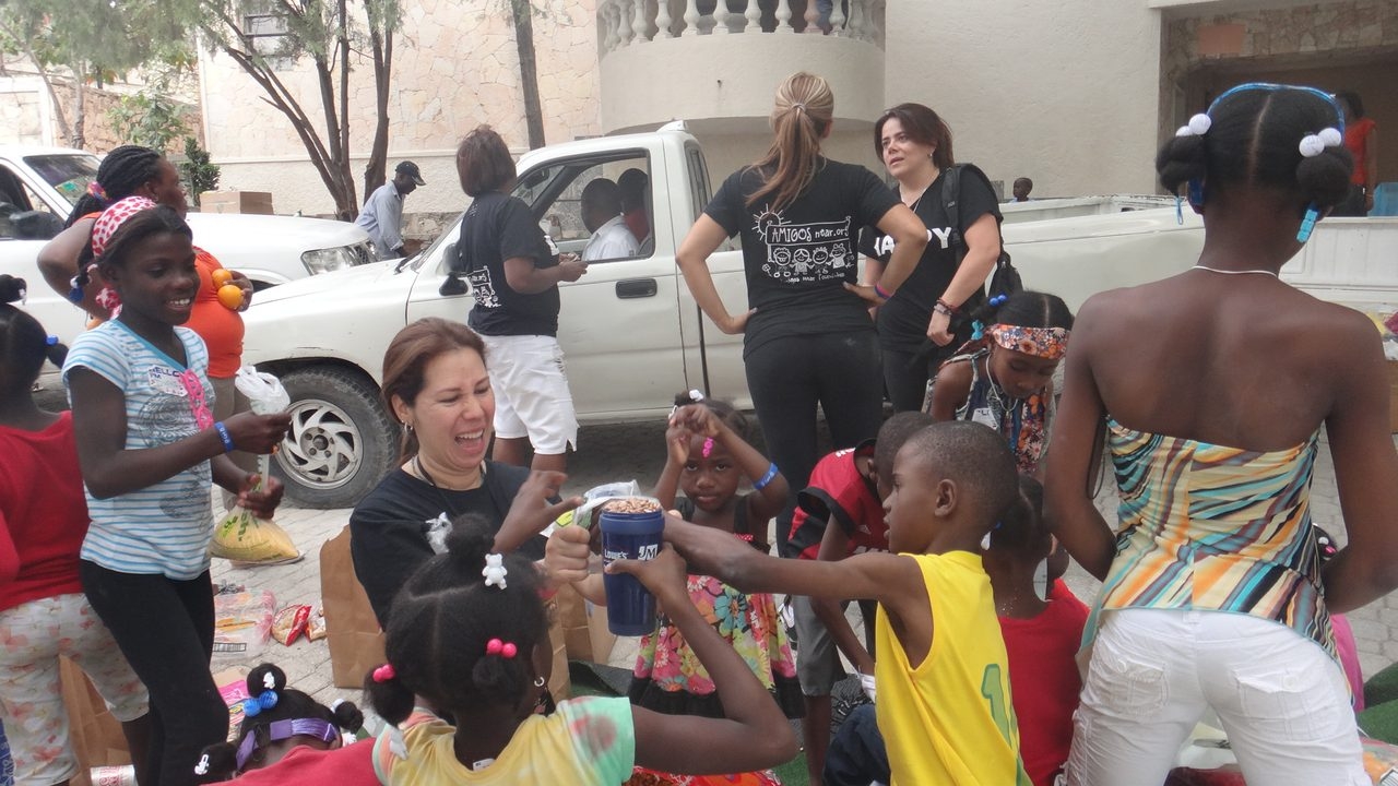 Visit Haiti | Ale Ramos Therapy Animals