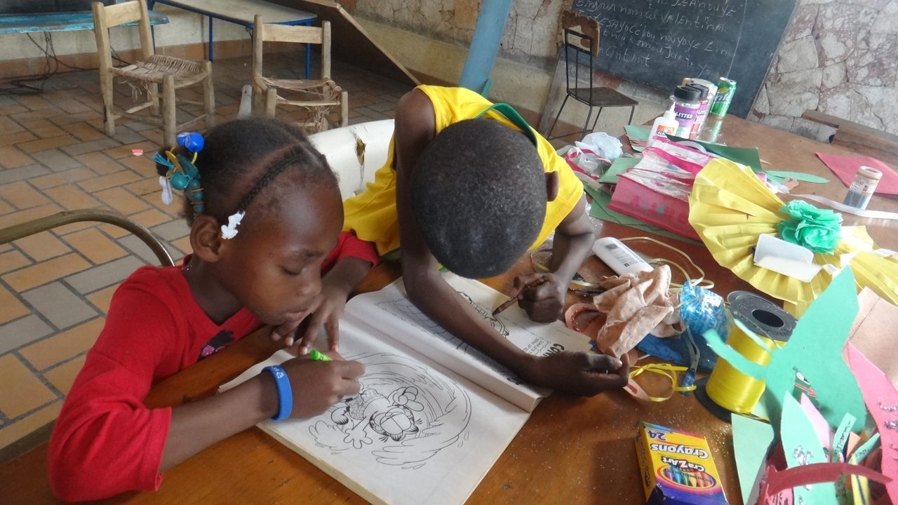 Visit Haiti | Ale Ramos Therapy Animals