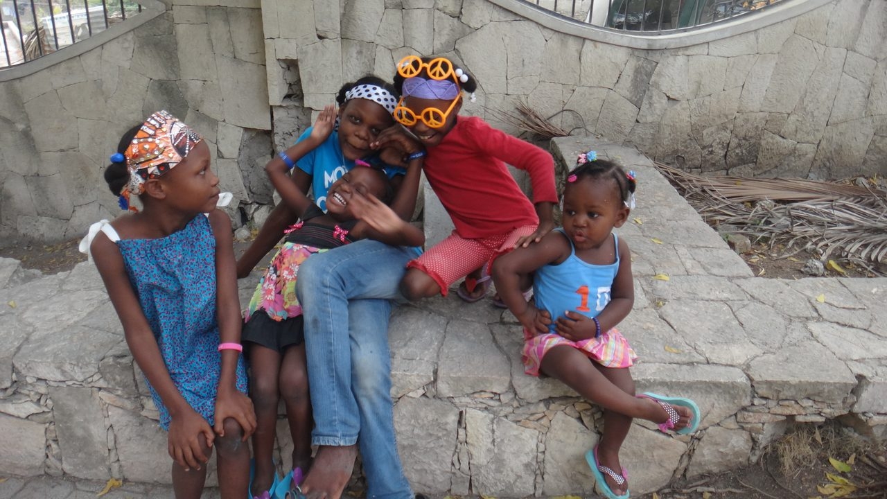 Visit Haiti | Ale Ramos Therapy Animals