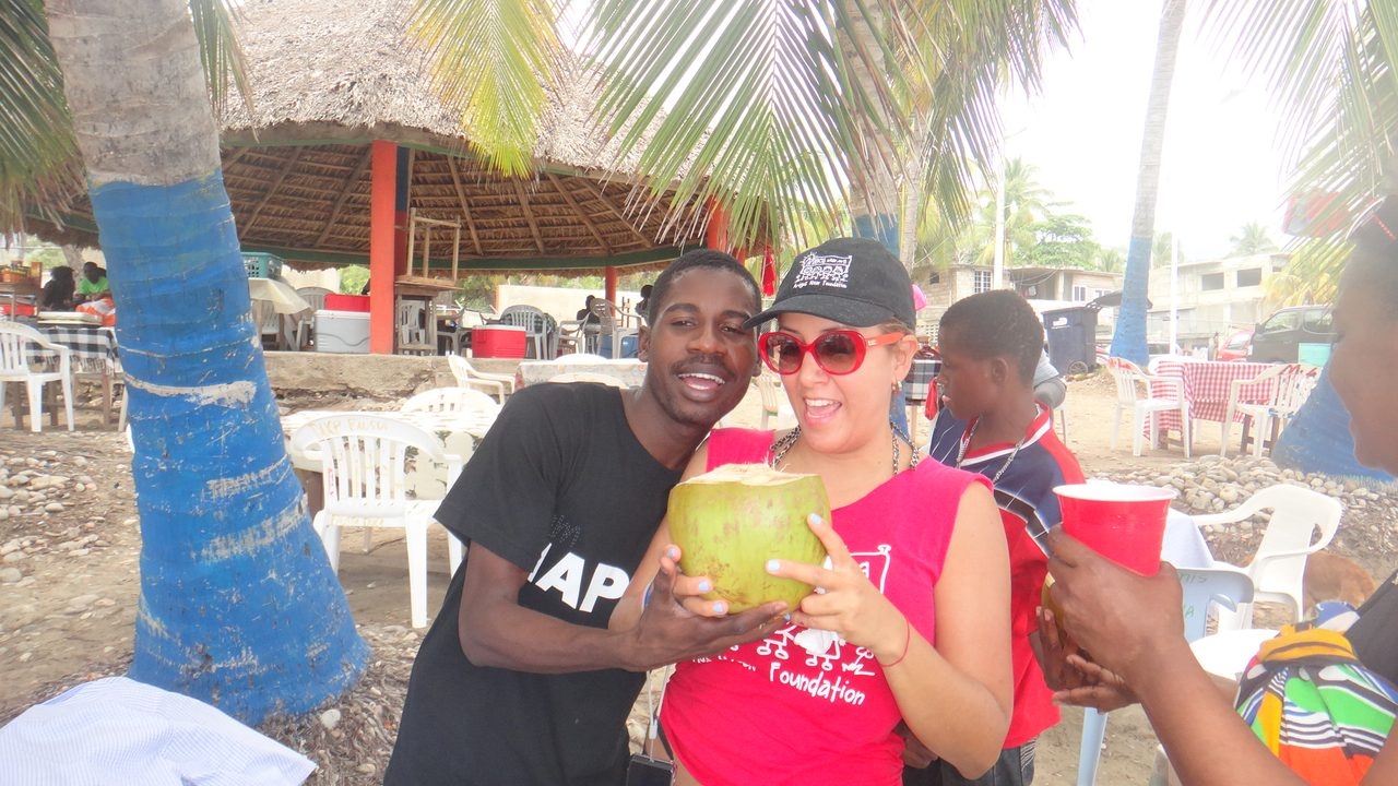Visit Haiti | Ale Ramos Therapy Animals