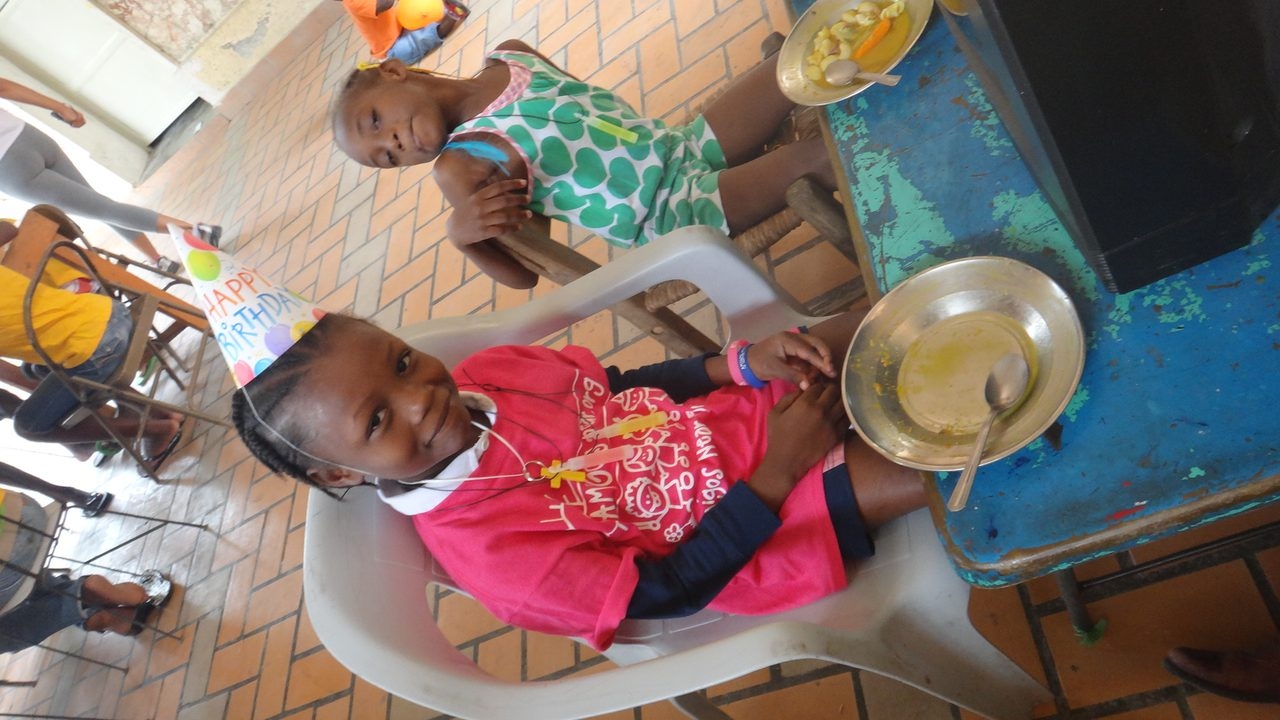 Visit Haiti | Ale Ramos Therapy Animals