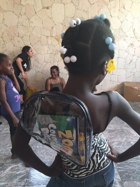 Haiti visit | Ale Ramos Therapy Animals