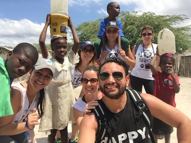 Haiti visit | Ale Ramos Therapy Animals