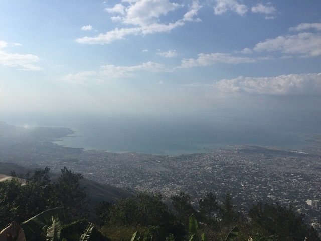 Haiti visit | Ale Ramos Therapy Animals
