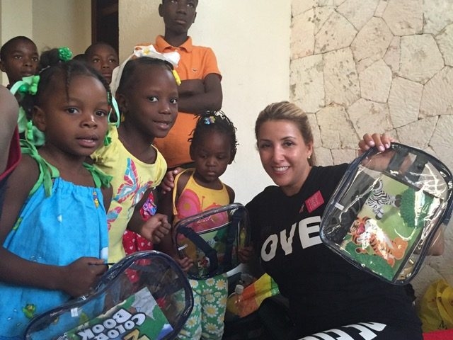 Haiti visit | Ale Ramos Therapy Animals