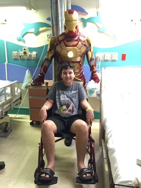 Halloween at Nicklaus Children’s Hospital by Radio Lollipop | Ale Ramos Therapy Animals