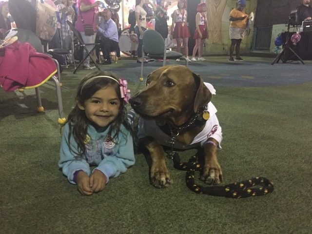 Radio Lollipop Birthday Party | Ale Ramos Therapy Animals