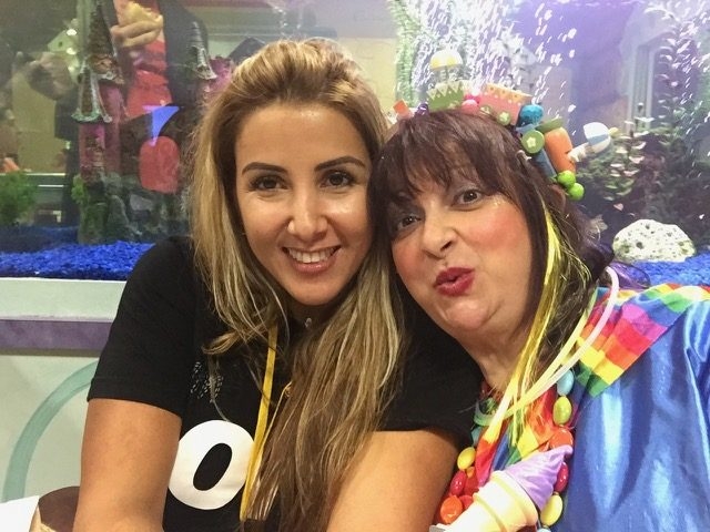 Radio Lollipop Birthday Party | Ale Ramos Therapy Animals