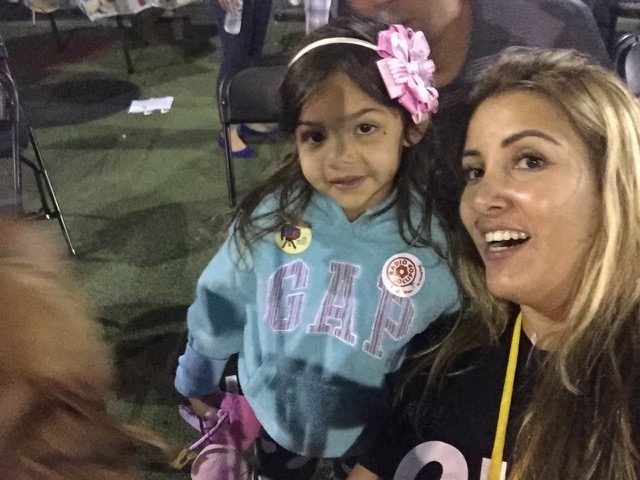 Radio Lollipop Birthday Party | Ale Ramos Therapy Animals
