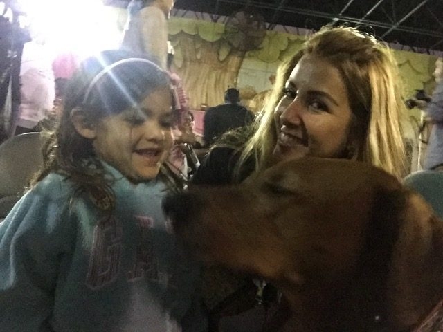 Radio Lollipop Birthday Party | Ale Ramos Therapy Animals