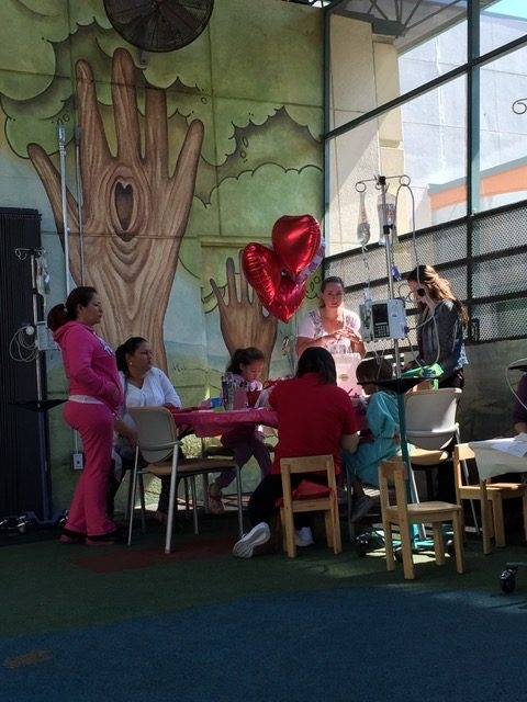 Valentine Day at Miami Children Hospital | Ale Ramos Therapy Animals