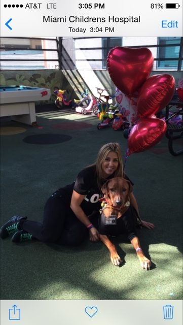 Valentine Day at Miami Children Hospital | Ale Ramos Therapy Animals