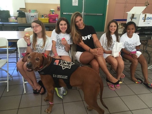 Visit Arthritis Camp | Ale Ramos Therapy Animals