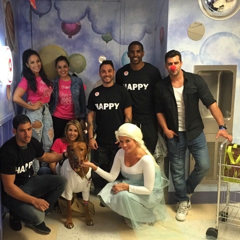 Visit Miami Children Hospital by Radio Lollipop Host Christian De La Campa | Ale Ramos Therapy Animals