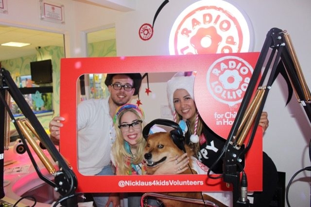 Eastern Visit at Nicklaus Children Hospital by Radio Lollipop | Ale Ramos Therapy Animals