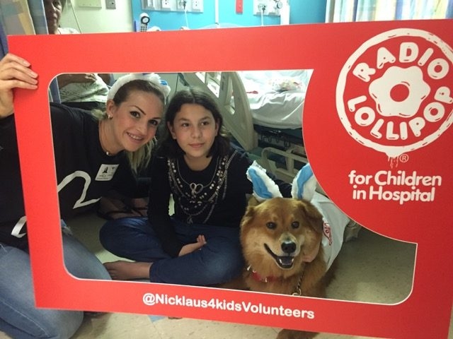Eastern Visit at Nicklaus Children Hospital by Radio Lollipop | Ale Ramos Therapy Animals