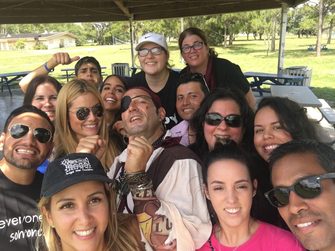 Pizza Day at His House Children’s Home | Ale Ramos Therapy Animals