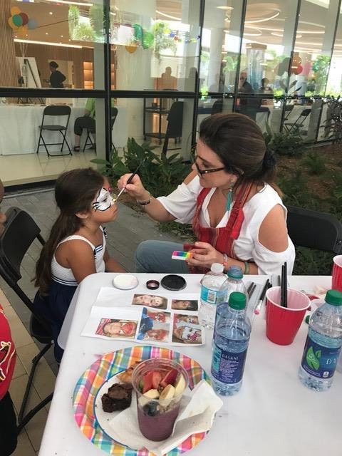 Great Glasses Play Day by Nicklaus Children’s Hospital | Ale Ramos Therapy Animals