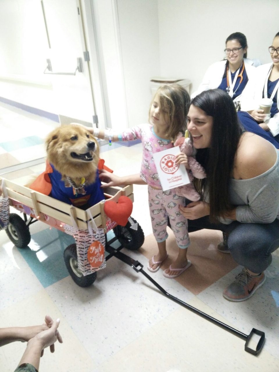 Halloween by Radio Lollipop (Nicklaus Children Hospital) | Ale Ramos Therapy Animals