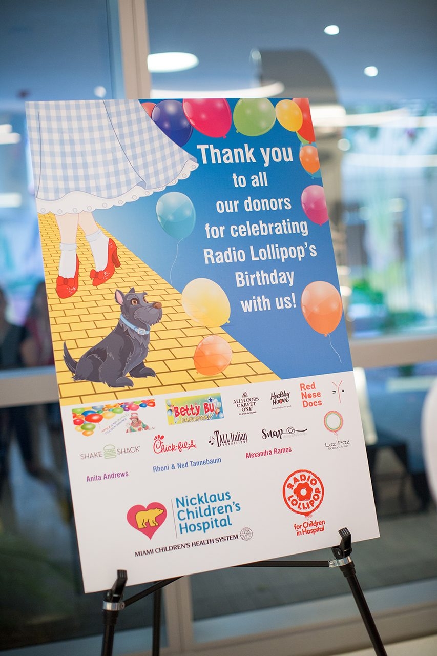 Radio Lollipop Birthday - Host Chino | Ale Ramos Therapy Animals