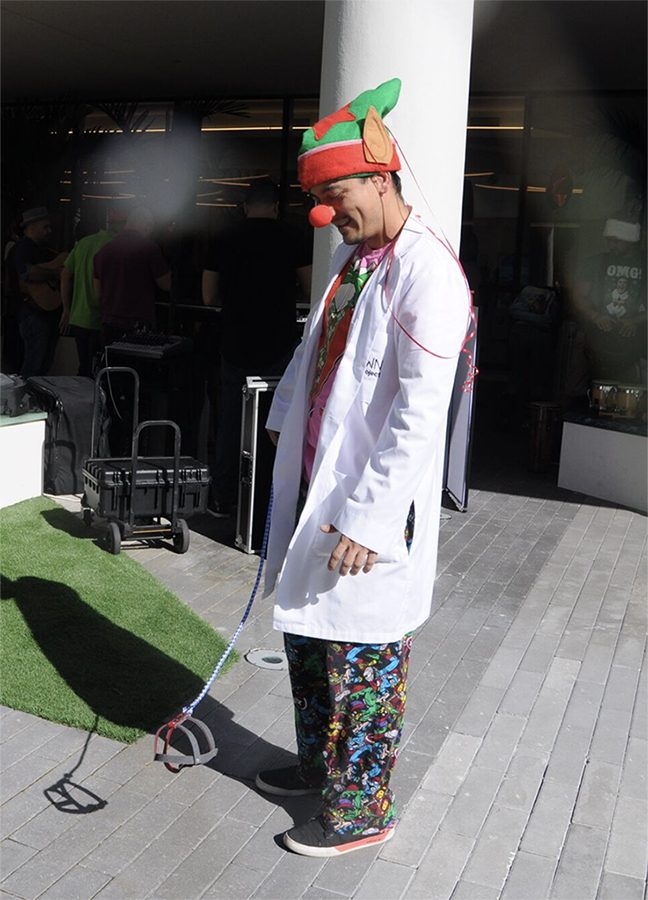 Santa Paws Event at Nicklaus Children’s Hospital | Ale Ramos Therapy Animals