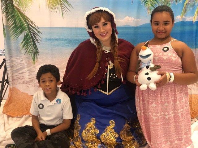 “Christmas in July” by Nicklaus Children’s Hospital | Ale Ramos Therapy Animals