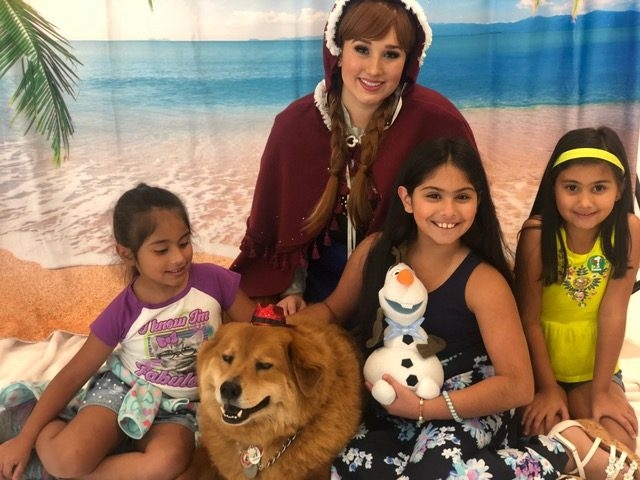 “Christmas in July” by Nicklaus Children’s Hospital | Ale Ramos Therapy Animals