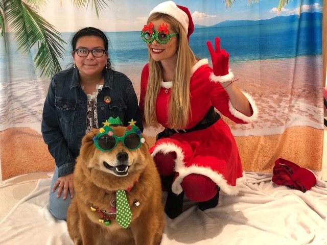 “Christmas in July” by Nicklaus Children’s Hospital | Ale Ramos Therapy Animals