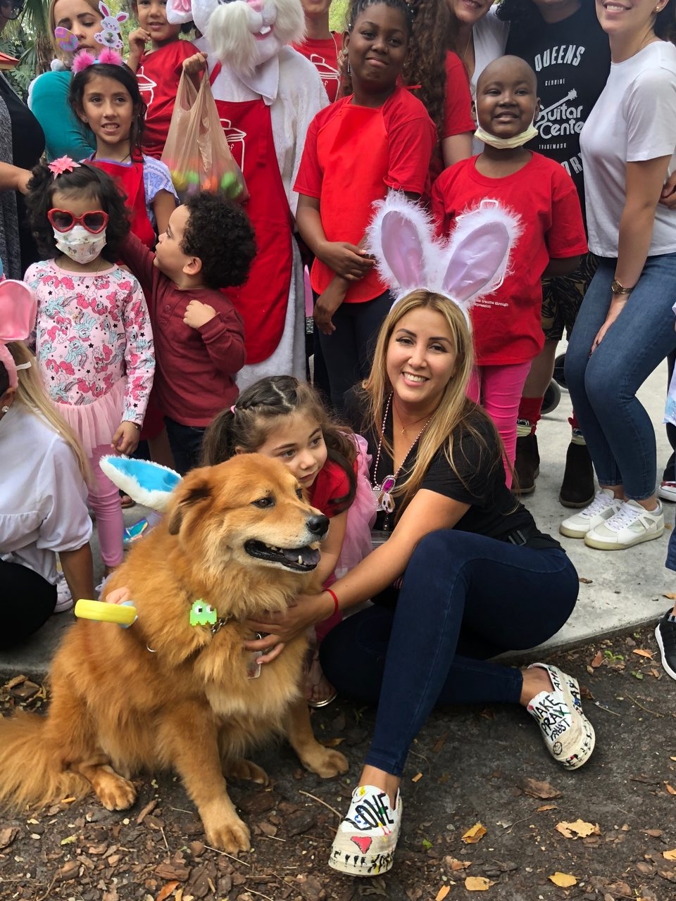 Easter Day at Ronald McDonald House | Ale Ramos Therapy Animals