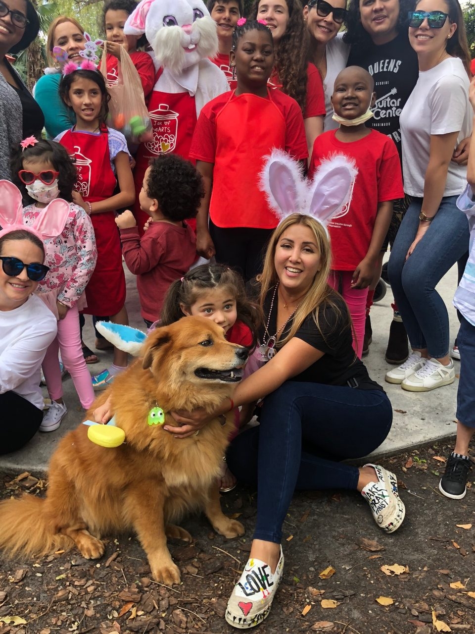 Easter Day at Ronald McDonald House | Ale Ramos Therapy Animals