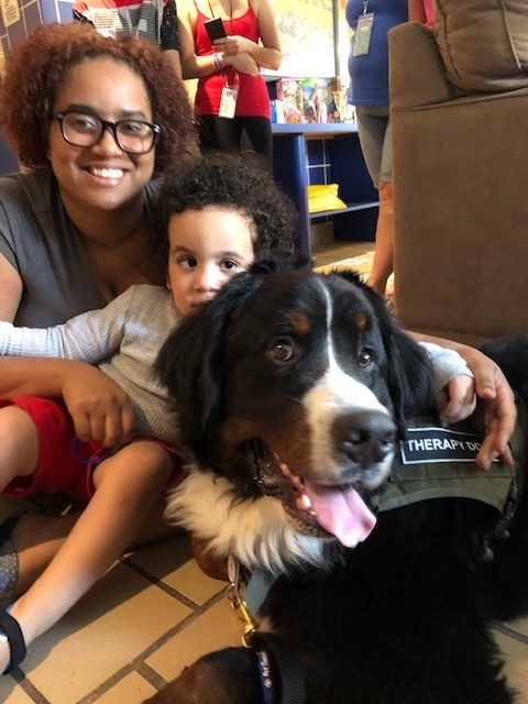 Fall Celebration at Ronald McDonald | Ale Ramos Therapy Animals