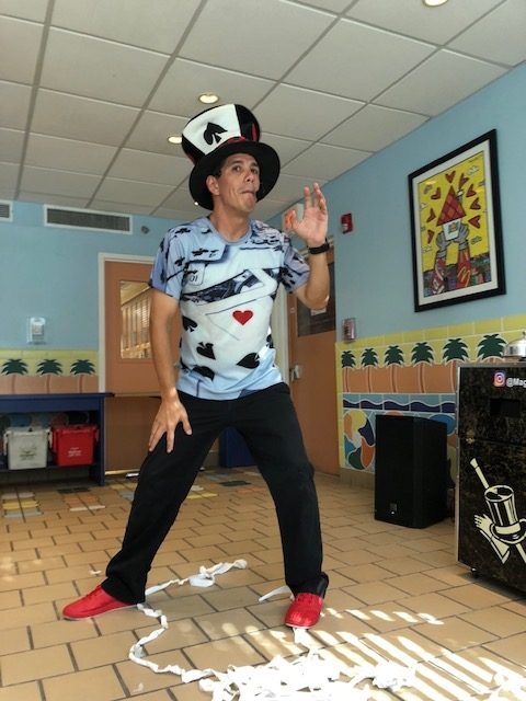 Fall Celebration at Ronald McDonald | Ale Ramos Therapy Animals