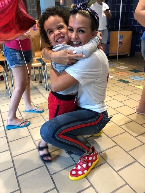Fall Celebration at Ronald McDonald | Ale Ramos Therapy Animals