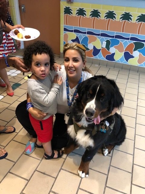 Fall Celebration at Ronald McDonald | Ale Ramos Therapy Animals