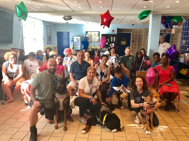 Fall Celebration at Ronald McDonald | Ale Ramos Therapy Animals
