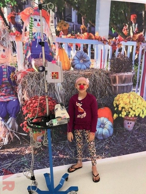 Halloween at Nicklaus Children’s Hospital | Ale Ramos Therapy Animals