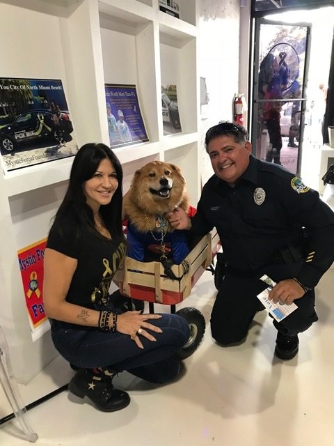Heroes Hangout Event | Ale Ramos Therapy Animals
