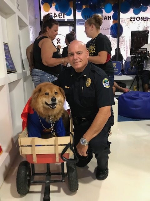 Heroes Hangout Event | Ale Ramos Therapy Animals